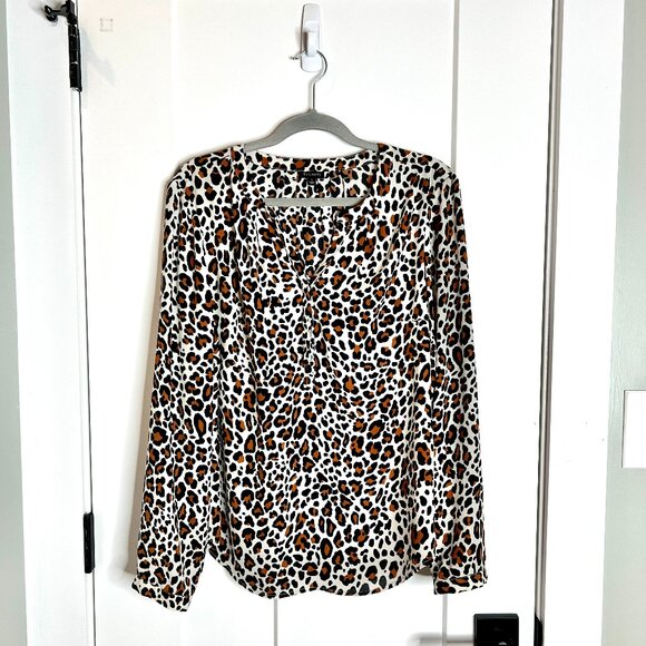 Talbots Sheer Leopard Print 1/2 Button Popover Chiffon Blouse Long Sleeve Sz L - Picture 1 of 4